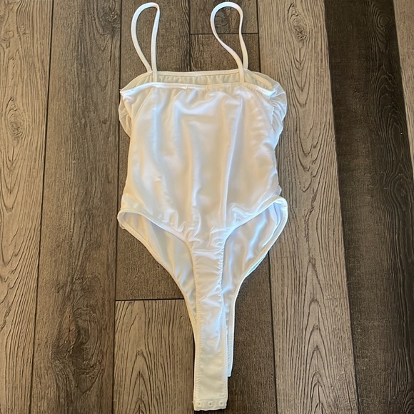 Pretty Little Thing White One Piece - Picture 3 of 6